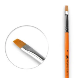 AK Interactive 610 Size 4 Synthetic Flat Brush