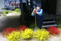 Bachmann 31045 SceneScapes Yellow Red Grass Tufts 3/8" 50 Pack