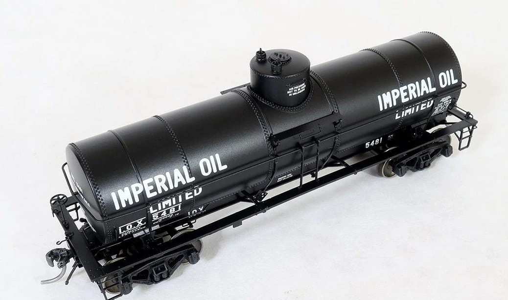 Tangent Scale Models 19070 HO Scale GA 1917-design 8000 Gal Tank Car Imperial Oil Liimited IOX 5 Tangent Scale Models 19070 HO Scale GA 1917-design 8000 Gal Tank Car Imperial Oil Liimited IOX - Image 3