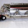 Trucks N Stuff SPEC007 Venezia 579 Peterbuilt With Chrome Pneumatic Bulk Trailer