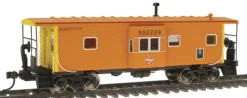 Walthers 932-7632 HO Scale International Bay Window Caboose Milwaukee Road MILW 992229 - NOS