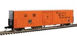 Walthers Mainline 910-3961 HO Scale 57' Mechanical Reefer Pacific Fruit Express PFE 455509